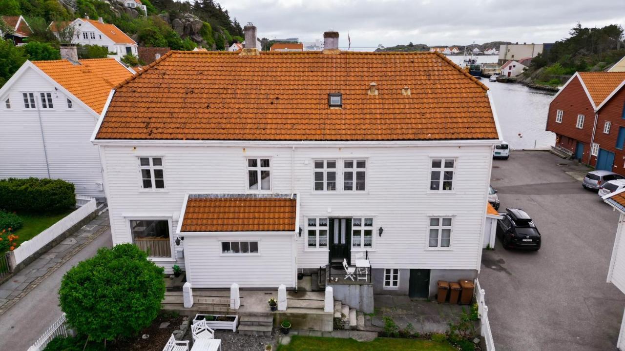 Gamle Apoteket I Gamle Skudeneshavn Exterior photo